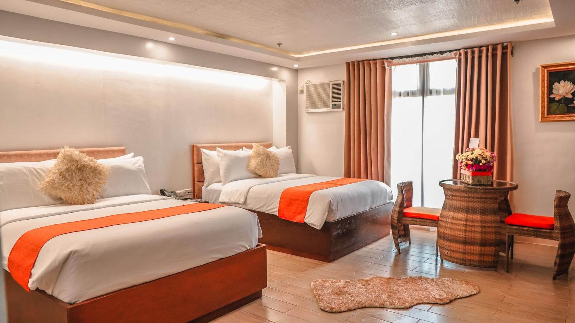 Aya Hotel & Residences Clarin  Esterno foto